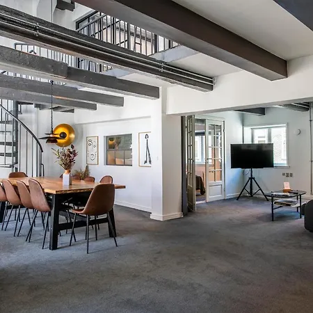 The Churchill Penthouse By Daniel&jacob's דירה